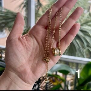 Elegant Gold Necklace